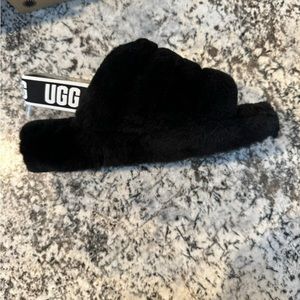 New in Box Ugg Fluff Yeah Slides